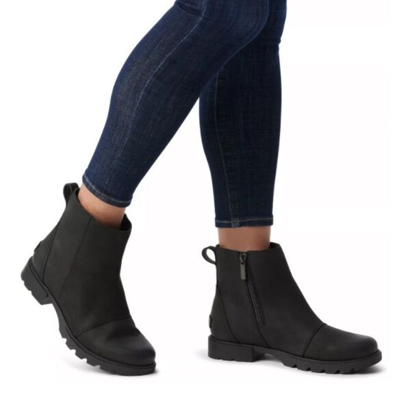 Sorel EMELIE™ III Women's Waterproof Chelsea Bootie in Size 6.5 - Picture 1 of 15